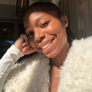 Meet your Posher, Anika